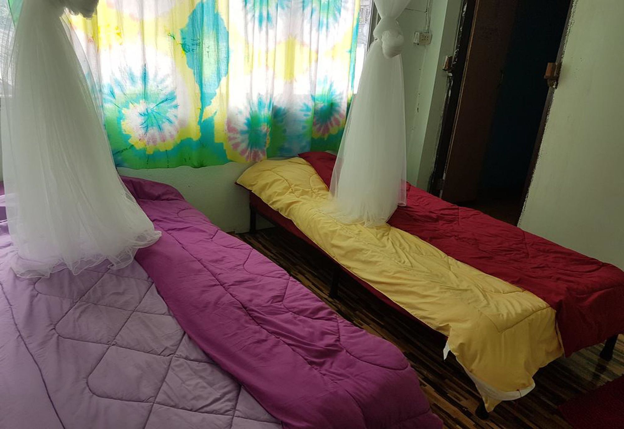 Bar 184 Party Hostel (Adults Only) Chiang Rai Extérieur photo