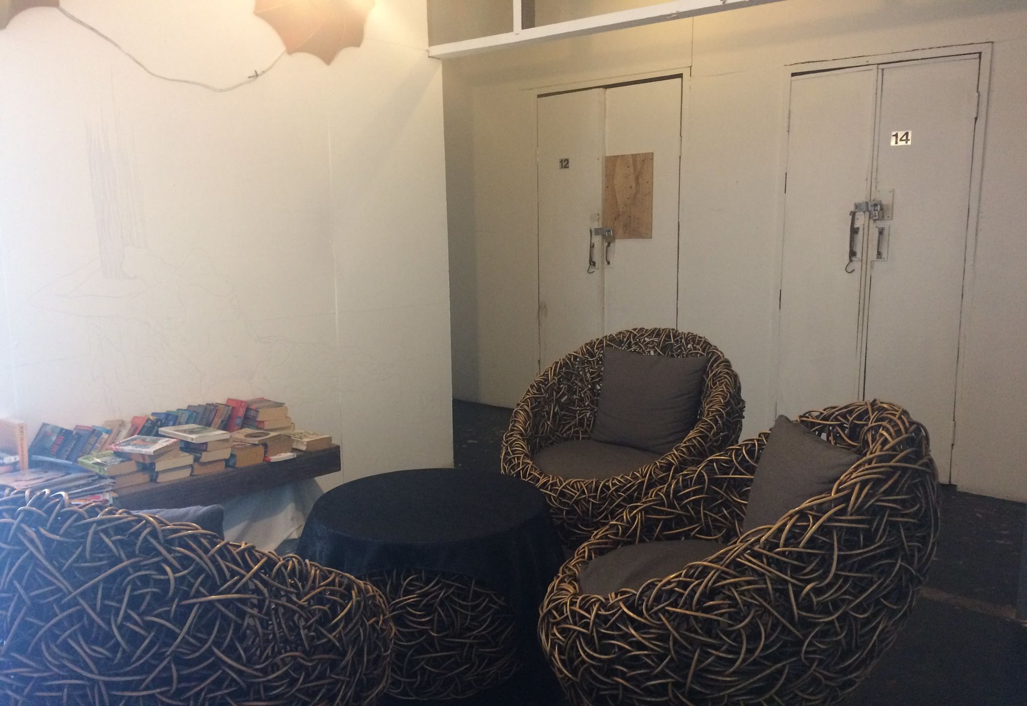 Bar 184 Party Hostel (Adults Only) Chiang Rai Extérieur photo